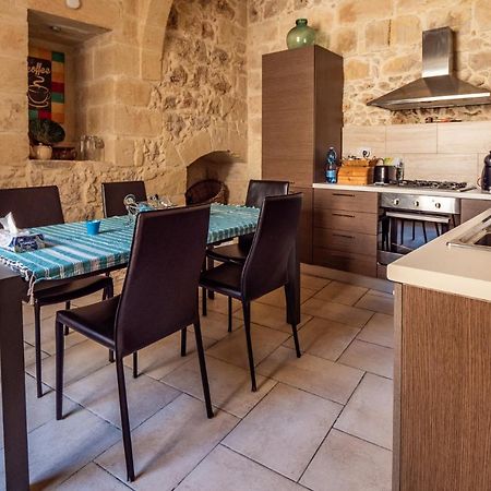 250 Yo Tal-Bambinu Boutique Farmhouse Шаара Экстерьер фото